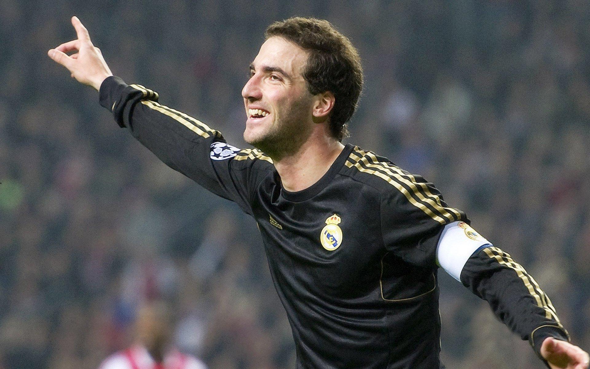 NBA总决赛激战正酣 勇士队逆转取胜夺赛点【YY易游体育官网】