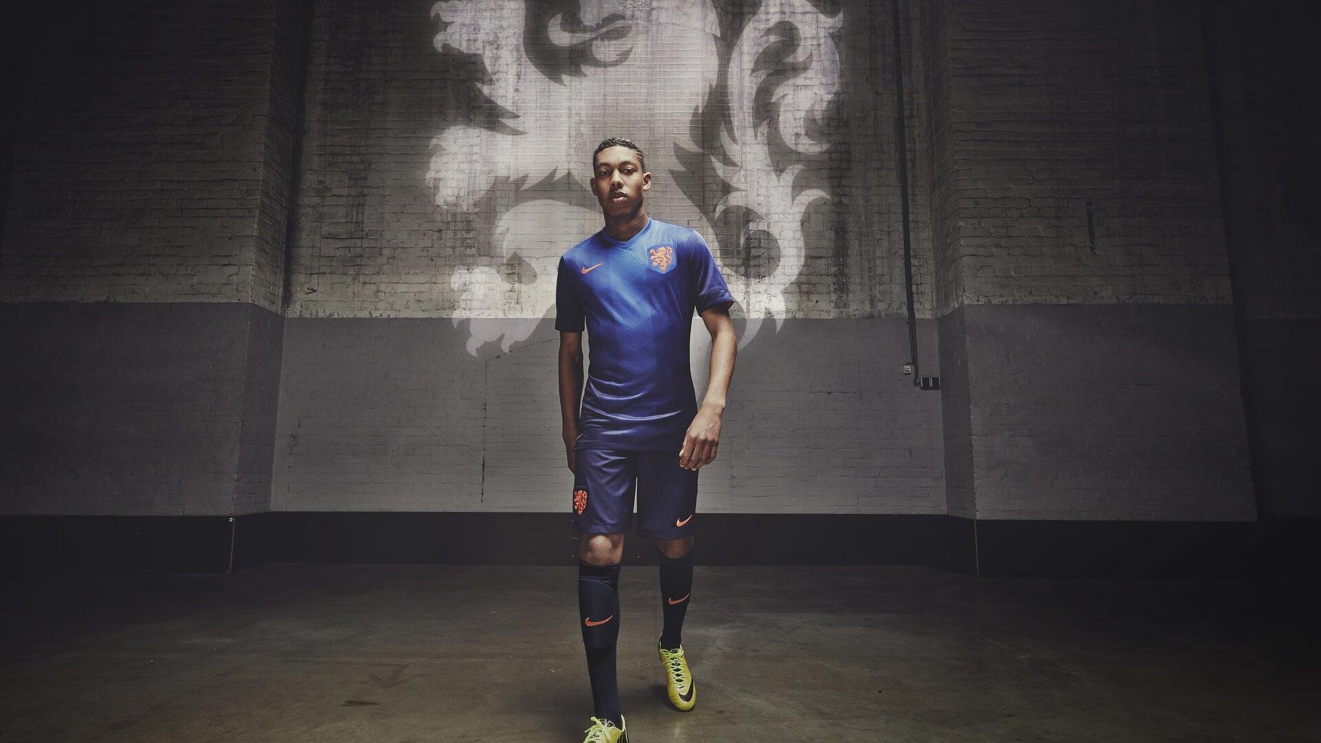 中超联赛激战正酣,争冠保级悬念迭起【YY易游体育】