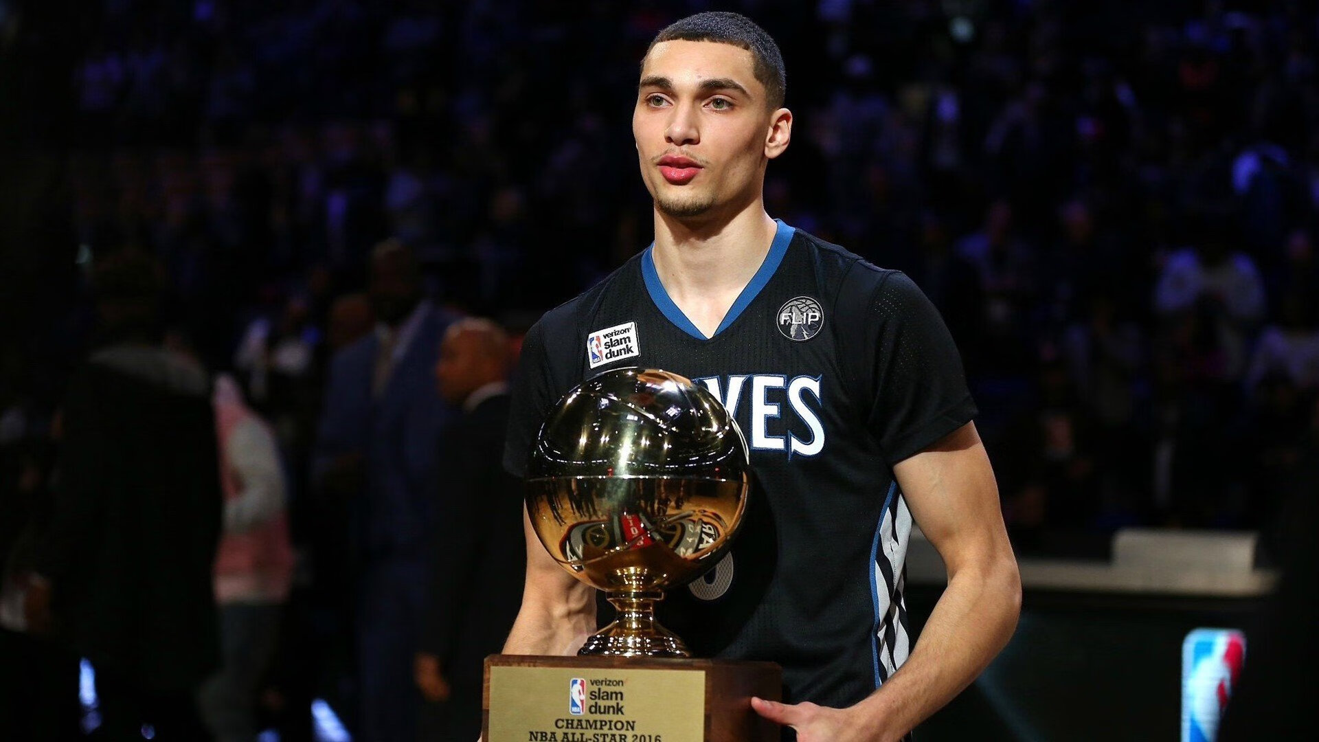 皇家马德里绝杀巴塞罗那 西甲争冠悬念再起